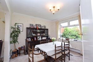 Dining Room - click for photo gallery